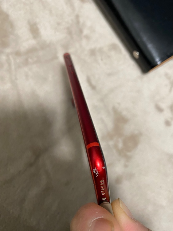 iPhone8 256GB docomo（スマホ）の商品画像 - 査定依頼日：2026年3月11日 - 最高査定価格：5,500円