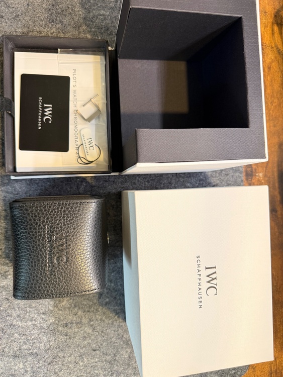 IWC パイロットウォッチ（高級時計）の商品画像 - 査定依頼日：2026年9月14日 - 最高査定価格：9,000,000円