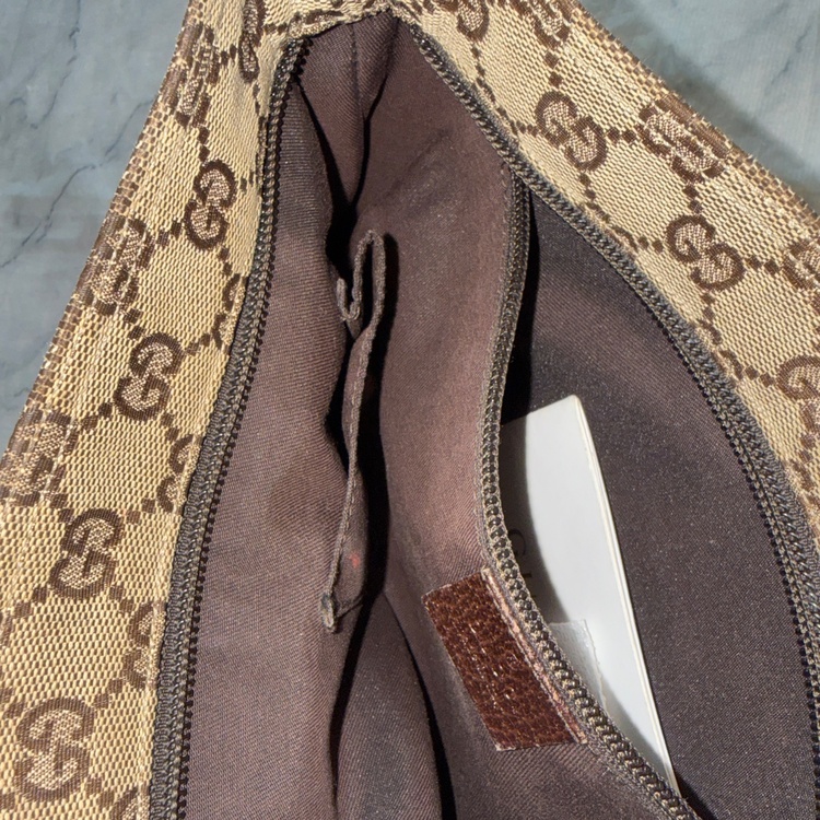 グッチ  （ブランドバッグ）の商品画像 - 査定依頼日：2026年2月20日 - 最高査定価格：40,000円