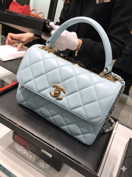 、「トレンディ CC（Trendy CC）トップハンドル フラップバッグ（ブランドバッグ）の商品画像 - 査定依頼日：2026年9月12日 - 最高査定価格：600,000円
