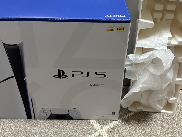 PlayStation 5 CFI-2000（ゲーム機本体・ゲームソフト）の商品画像 - 査定依頼日：2026年4月14日 - 最高査定価格：44,000円