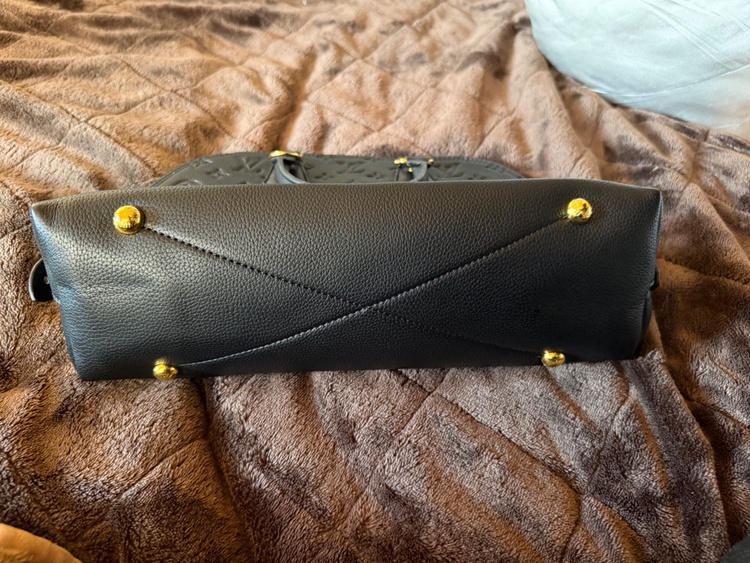 ネオアルマ PM（ブランドバッグ）の商品画像 - 査定依頼日：2026年2月9日 - 最高査定価格：220,000円