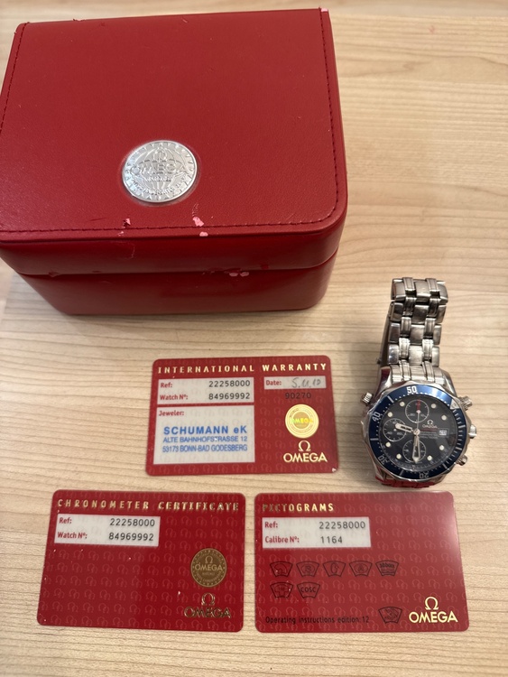 オメガ シーマスター 2225800（高級時計）の商品画像 - 査定依頼日：2026年2月7日 - 最高査定価格：360,000円
