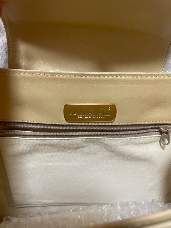 その他 その他 （ブランドバッグ）の商品画像 - 査定依頼日：2025年12月13日 - 最高査定価格：12,000円