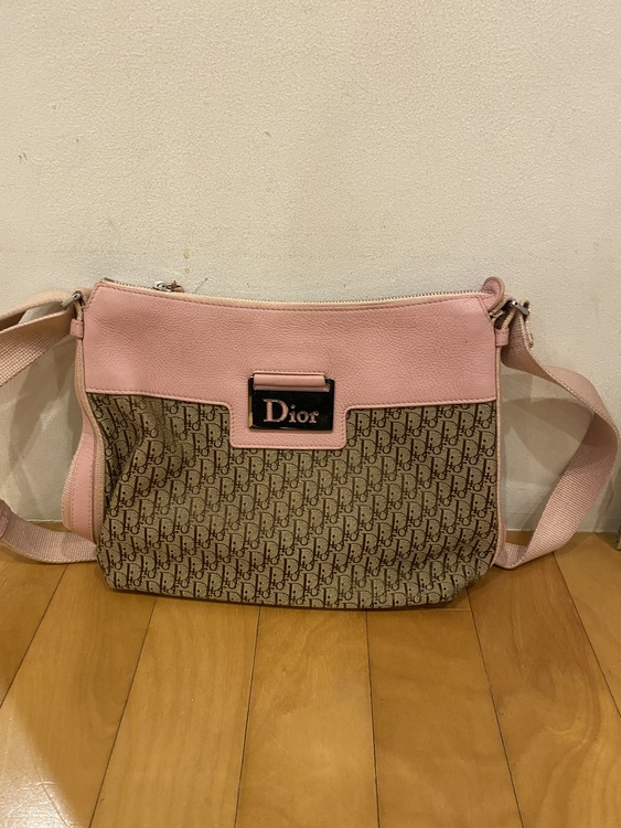 不明（ブランドバッグ）の商品画像 - 査定依頼日：2022年3月5日 - 最高査定価格：32,000円