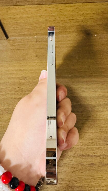 iPhone 12 Pro 256GB Softbank（スマホ）の商品画像 - 査定依頼日：2025年5月4日 - 最高査定価格：42,000円