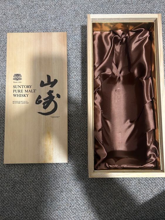 サントリー山崎　ピュアモルト（お酒）の商品画像 - 査定依頼日：2026年1月6日 - 最高査定価格：67,000円