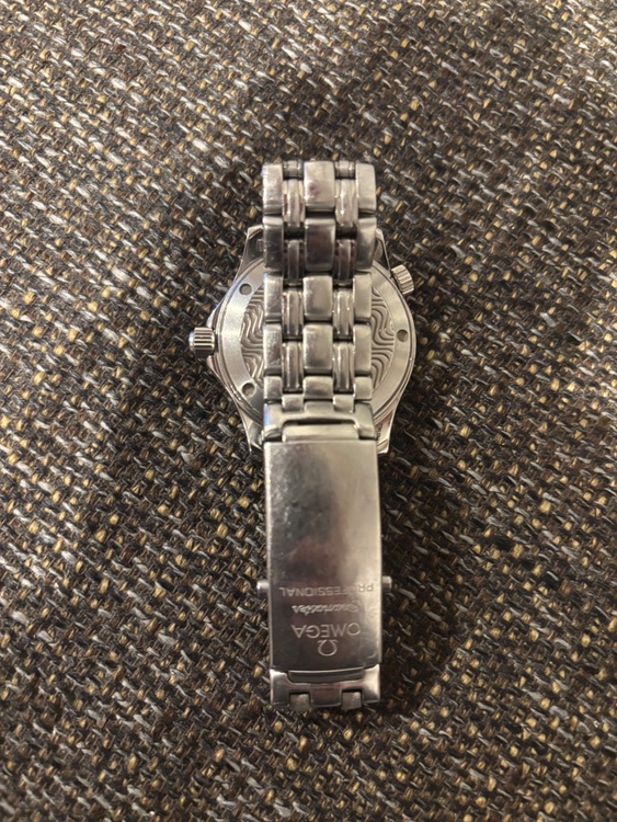 プロフェッショナル 300M クオーツ（高級時計）の商品画像 - 査定依頼日：2026年3月1日 - 最高査定価格：220,000円