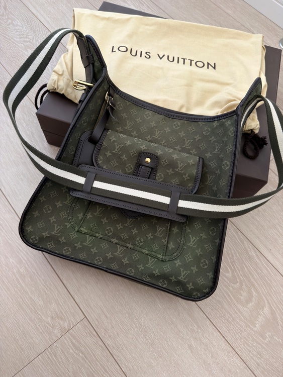 LOUIS VUITTON ルイ ヴィトン モノグラムミニ ブザス マリーケイト（ブランドバッグ）の商品画像 - 査定依頼日：2026年4月3日 - 最高査定価格：30,000円
