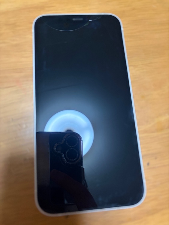 iPhone iPhone 12 64GB docomo（スマホ）の商品画像 - 査定依頼日：2026年8月29日 - 最高査定価格：20,000円