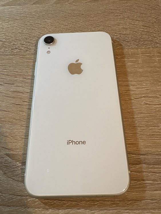 iPhoneXR 64GB SIMフリー（スマホ）の商品画像 - 査定依頼日：2026年3月15日 - 最高査定価格：12,000円