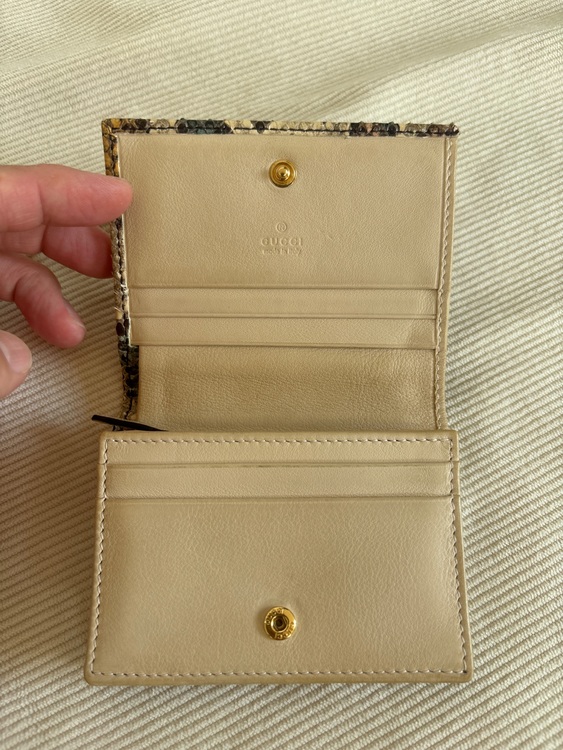 グッチ マーモント コンパクトウォレット（古着・ファッション）の商品画像 - 査定依頼日：2025年10月15日 - 最高査定価格：100,000円