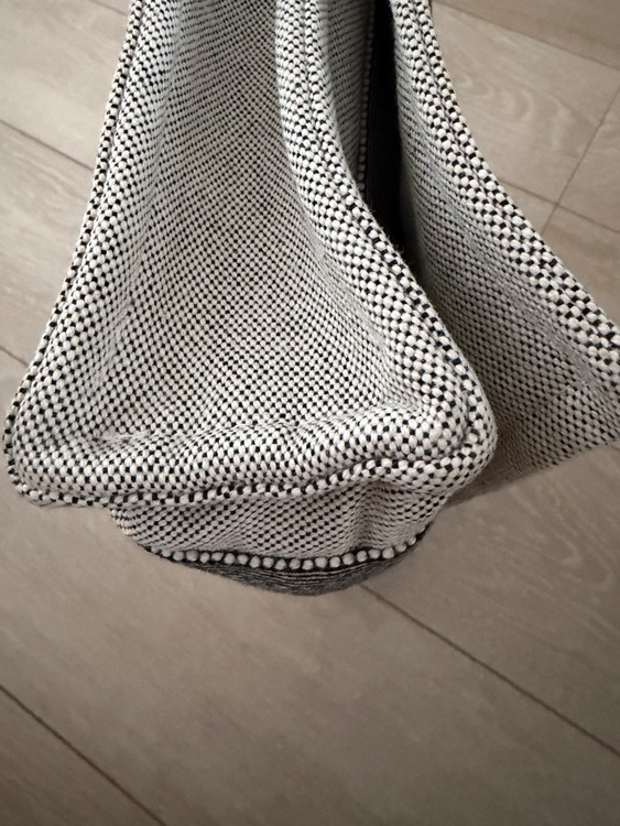 エルメス フールトゥ バサスMM（Fourre-Tout Bassas）（ブランドバッグ）の商品画像 - 査定依頼日：2026年4月5日 - 最高査定価格：30,000円