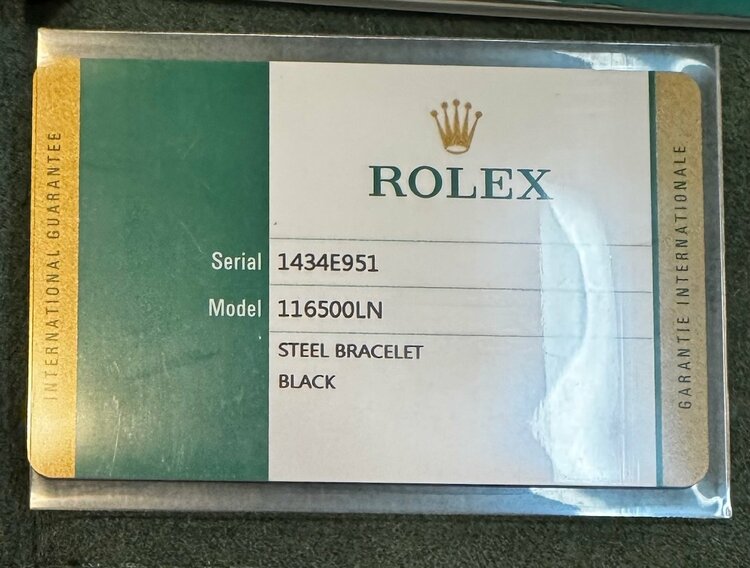 ロレックス デイトナ 116500L（高級時計）の商品画像 - 査定依頼日：2025年12月20日 - 最高査定価格：3,900,000円