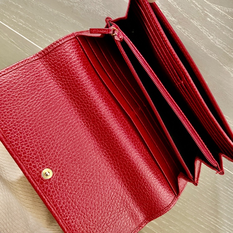 財布（古着・ファッション）の商品画像 - 査定依頼日：2025年10月10日 - 最高査定価格：6,000円