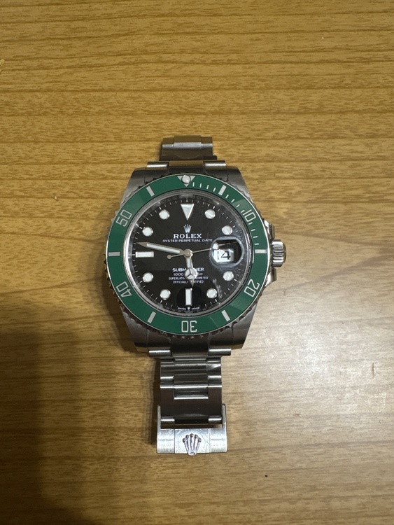 126610LV（高級時計）の商品画像 - 査定依頼日：2025年12月14日 - 最高査定価格：2,260,000円