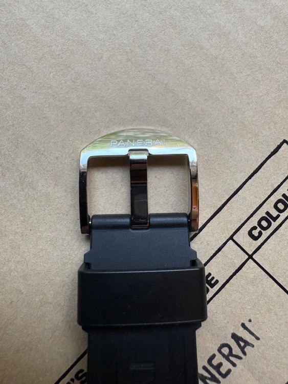 パネライ ルミノール pam01104（高級時計）の商品画像 - 査定依頼日：2025年8月18日 - 最高査定価格：540,000円