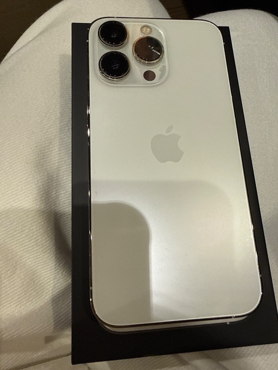 iPhone 13 Pro 256GB Softbank（スマホ）の商品画像 - 査定依頼日：2026年5月4日 - 最高査定価格：55,000円