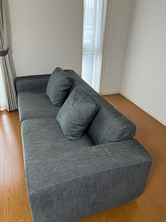 NOYES Decibel Traditional ワイド3人掛け（家具・寝具）の商品画像 - 査定依頼日：2025年5月29日 - 最高査定価格：5,000円