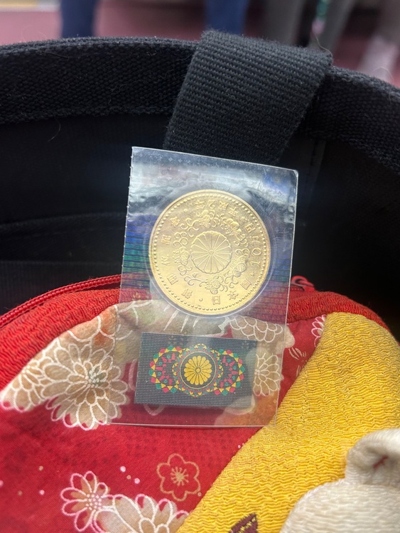 平成2年天皇陛下御即位記念10万円（金・貴金属）の商品画像 - 査定依頼日：2025年12月1日 - 最高査定価格：680,000円