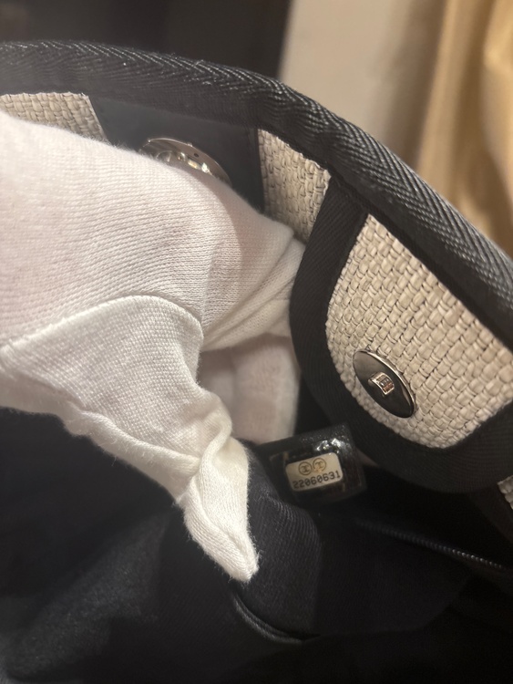 ドーヴィル（ブランドバッグ）の商品画像 - 査定依頼日：2026年2月13日 - 最高査定価格：160,000円