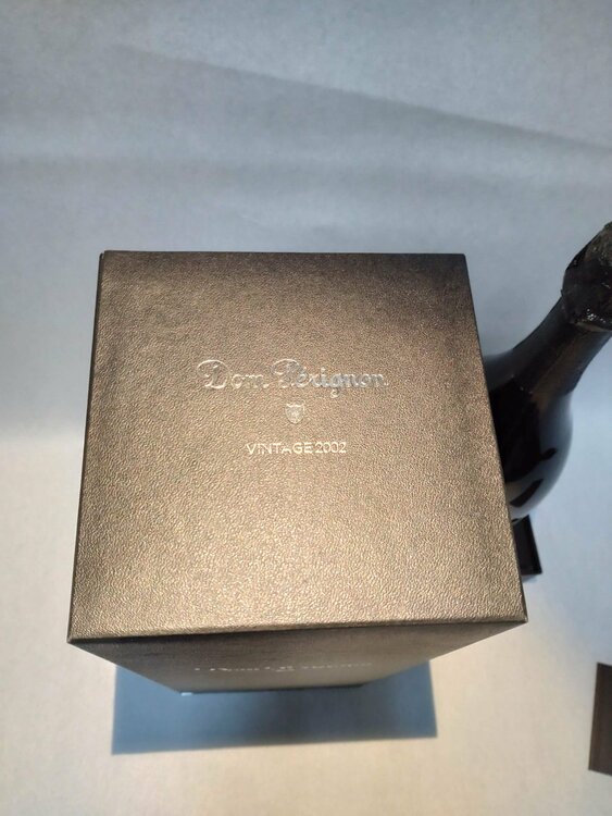 シャンパン ドン・ペリニヨン （お酒）の商品画像 - 査定依頼日：2025年12月9日 - 最高査定価格：21,000円