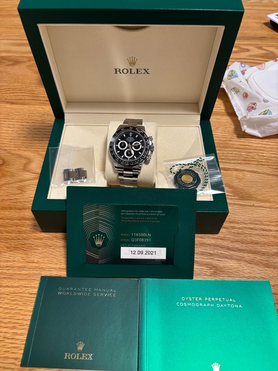 ロレックス デイトナ 116500Ln（高級時計）の商品画像 - 査定依頼日：2025年11月15日 - 最高査定価格：4,200,000円