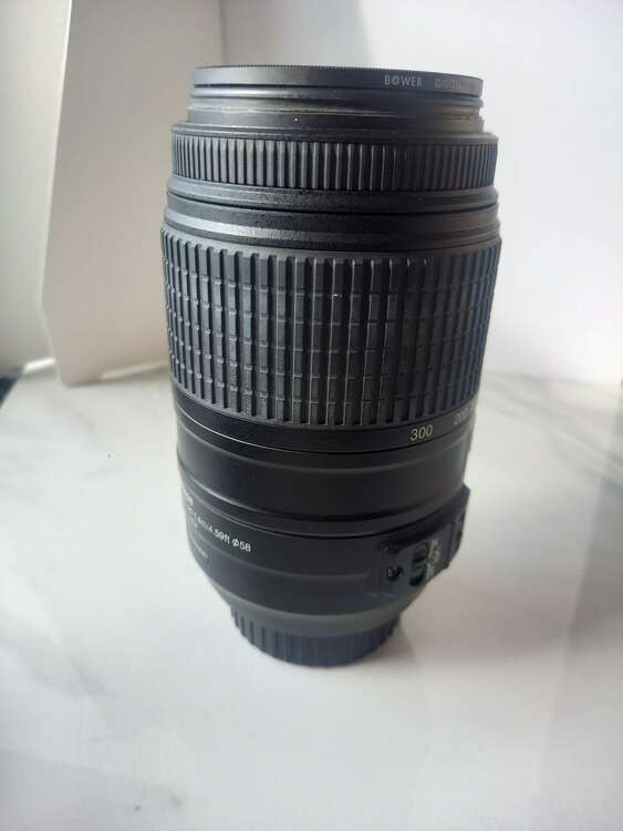 Nikon DX 55-300mm f/4.5-5.6G ED VR（カメラ）の商品画像 - 査定依頼日：2025年5月28日 - 最高査定価格：5,000円