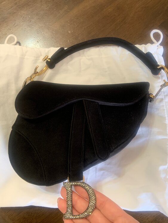 ディオール  （ブランドバッグ）の商品画像 - 査定依頼日：2025年1月21日 - 最高査定価格：200,000円