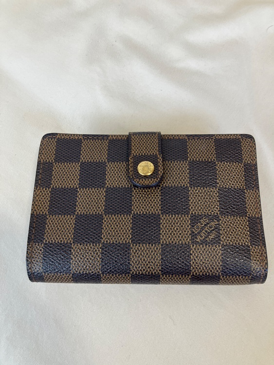 ポルトモネビエヴィエノワ（ブランド財布・小物）の商品画像 - 査定依頼日：2025年6月21日 - 最高査定価格：5,000円