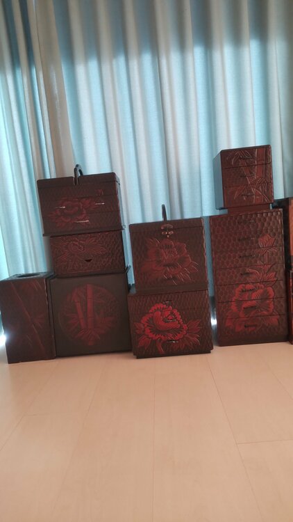 鎌倉彫の家具（家具・寝具）の商品画像 - 査定依頼日：2026年1月23日 - 最高査定価格：3,000円