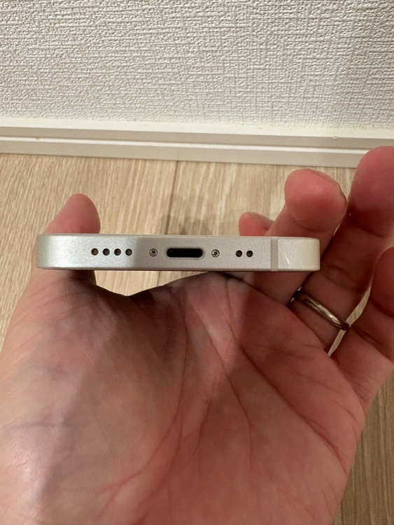 iPhone12 mini（スマホ）の商品画像 - 査定依頼日：2025年8月30日 - 最高査定価格：26,000円