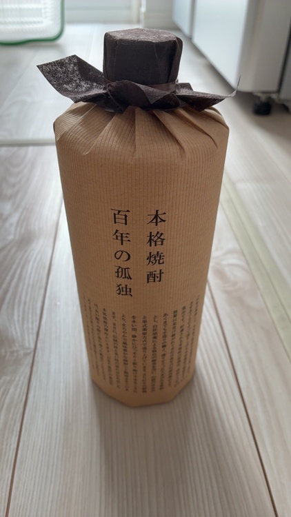 百年の孤独（お酒）の商品画像 - 査定依頼日：2026年9月22日 - 最高査定価格：3,000円