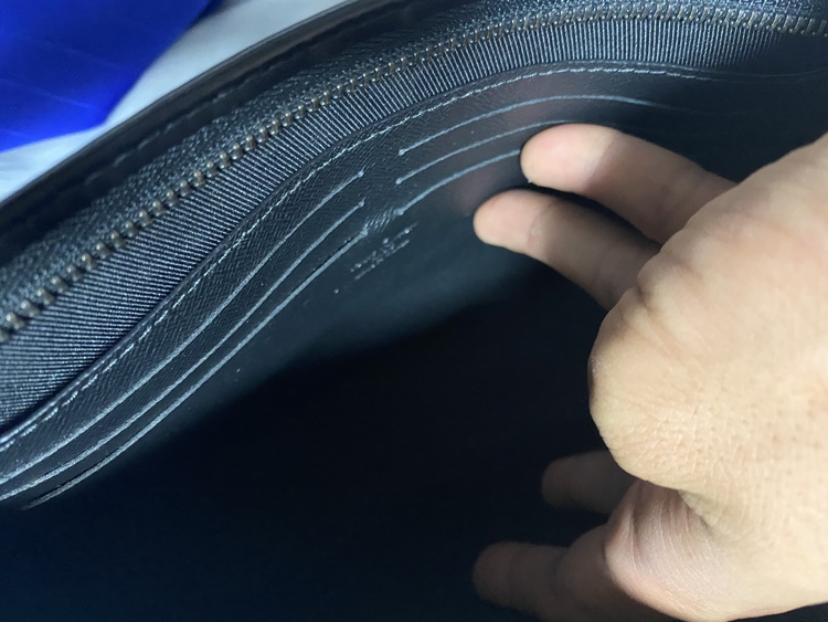 M61692（ブランドバッグ）の商品画像 - 査定依頼日：2020年10月21日 - 最高査定価格：65,000円