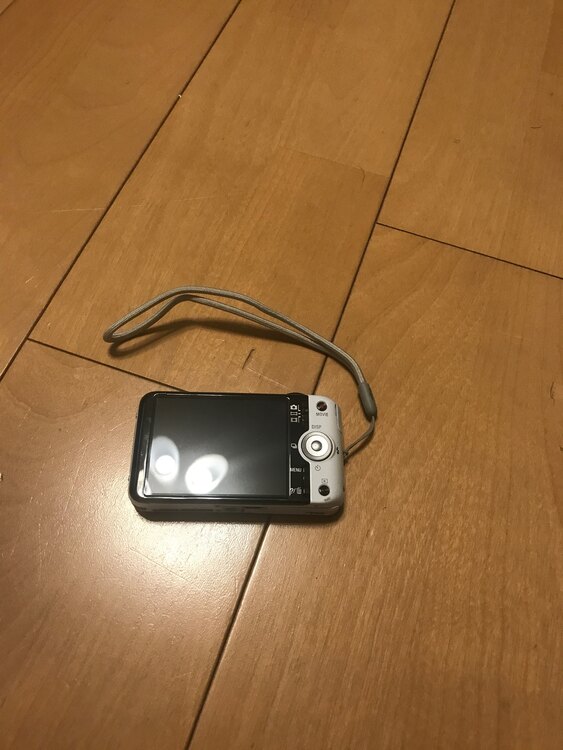 デジタルスチルカメラ（カメラ）の商品画像 - 査定依頼日：2025年4月29日 - 最高査定価格：7,100円