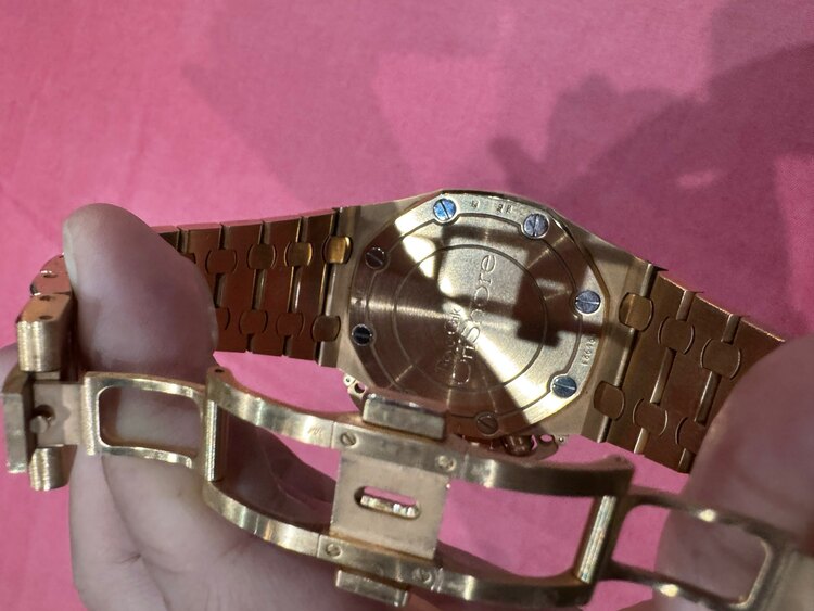 オーデマピゲ ロイヤルオークオフショア （高級時計）の商品画像 - 査定依頼日：2025年5月11日 - 最高査定価格：32,000,000円