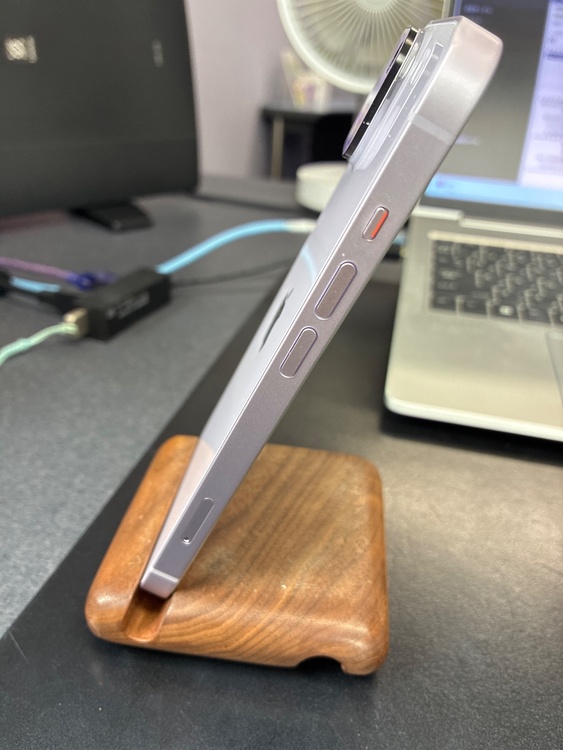 iPhone iPhone 14 128GB au（スマホ）の商品画像 - 査定依頼日：2026年7月15日 - 最高査定価格：48,000円