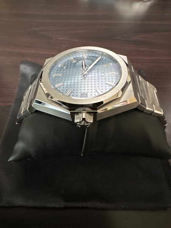 ゼニス その他 （高級時計）の商品画像 - 査定依頼日：2025年6月24日 - 最高査定価格：1,050,000円
