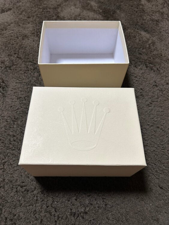 ロレックス サブマリーナー 116610l（高級時計）の商品画像 - 査定依頼日：2025年3月30日 - 最高査定価格：2,700,000円