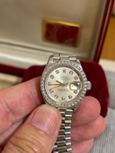 ロレックス パーペチュアル 69136（高級時計）の商品画像 - 査定依頼日：2025年9月28日 - 最高査定価格：1,700,000円