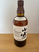 サントリー山崎 700㎖（お酒）の商品画像 - 査定依頼日：2026年8月13日 - 最高査定価格：10,000円