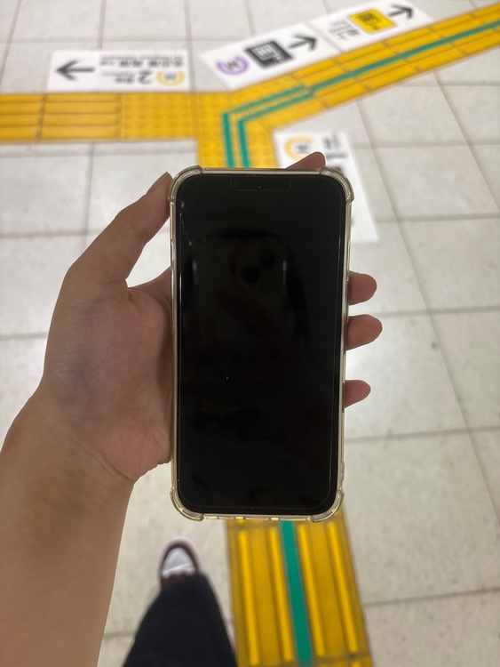 iPhone iPhone 13 128GB SIMフリー（スマホ）の商品画像 - 査定依頼日：2026年6月30日 - 最高査定価格：36,500円