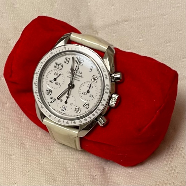 オメガ スピードマスター （高級時計）の商品画像 - 査定依頼日：2025年10月4日 - 最高査定価格：350,000円