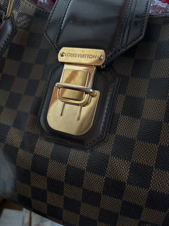 グリート（ブランドバッグ）の商品画像 - 査定依頼日：2025年2月15日 - 最高査定価格：130,000円