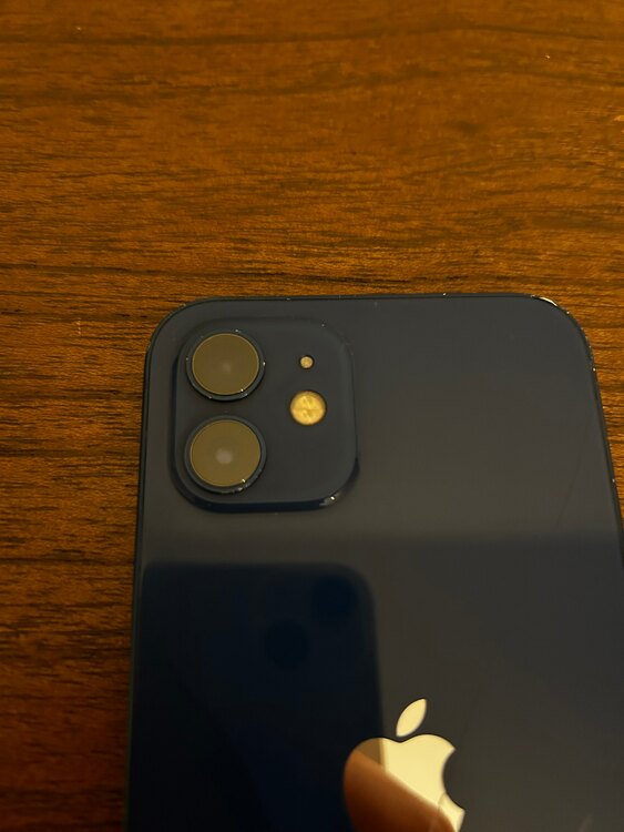 iPhone12（スマホ）の商品画像 - 査定依頼日：2025年4月8日 - 最高査定価格：10,000円