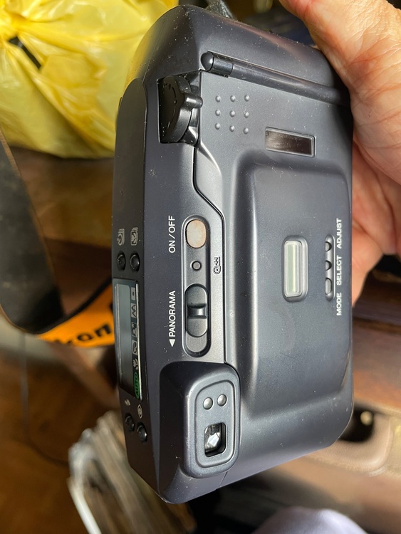 パノラマズーム135（カメラ）の商品画像 - 査定依頼日：2025年12月22日 - 最高査定価格：2,000円