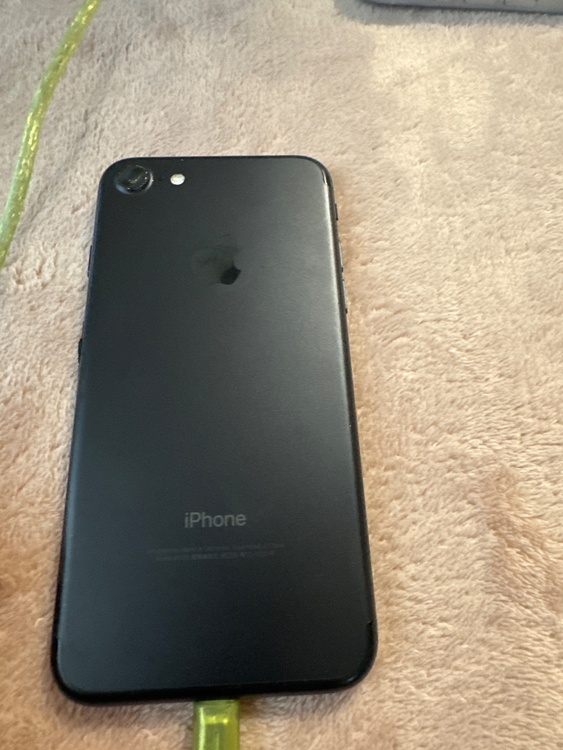 iPhone8（スマホ）の商品画像 - 査定依頼日：2026年7月15日 - 最高査定価格：2,500円