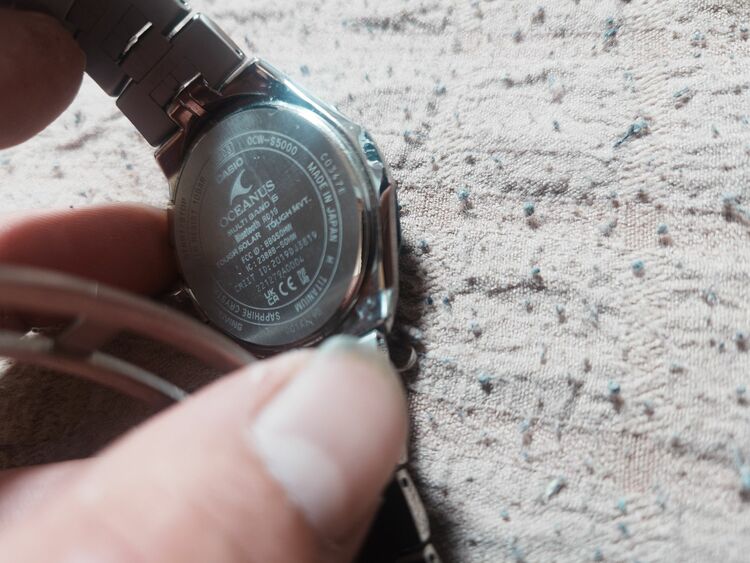 カシオ　オシアナスマンタ（高級時計）の商品画像 - 査定依頼日：2025年9月6日 - 最高査定価格：30,000円