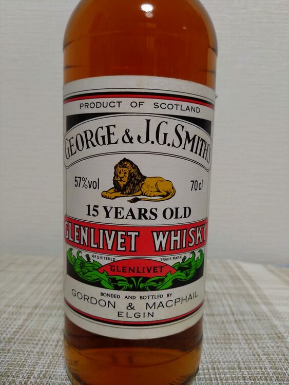 グレンリベット　15年（お酒）の商品画像 - 査定依頼日：2025年6月18日 - 最高査定価格：40,000円