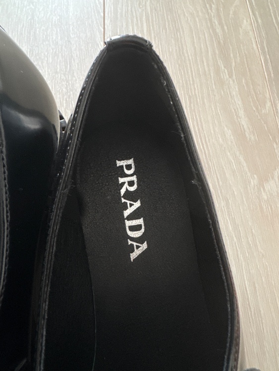 プラダ  （ブランドバッグ）の商品画像 - 査定依頼日：2026年3月29日 - 最高査定価格：25,000円